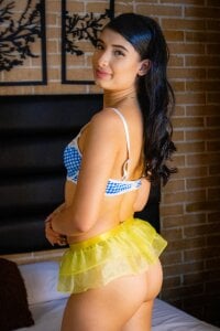 lia_sweetty Sweet girl dressed as snow white! Pic 2
