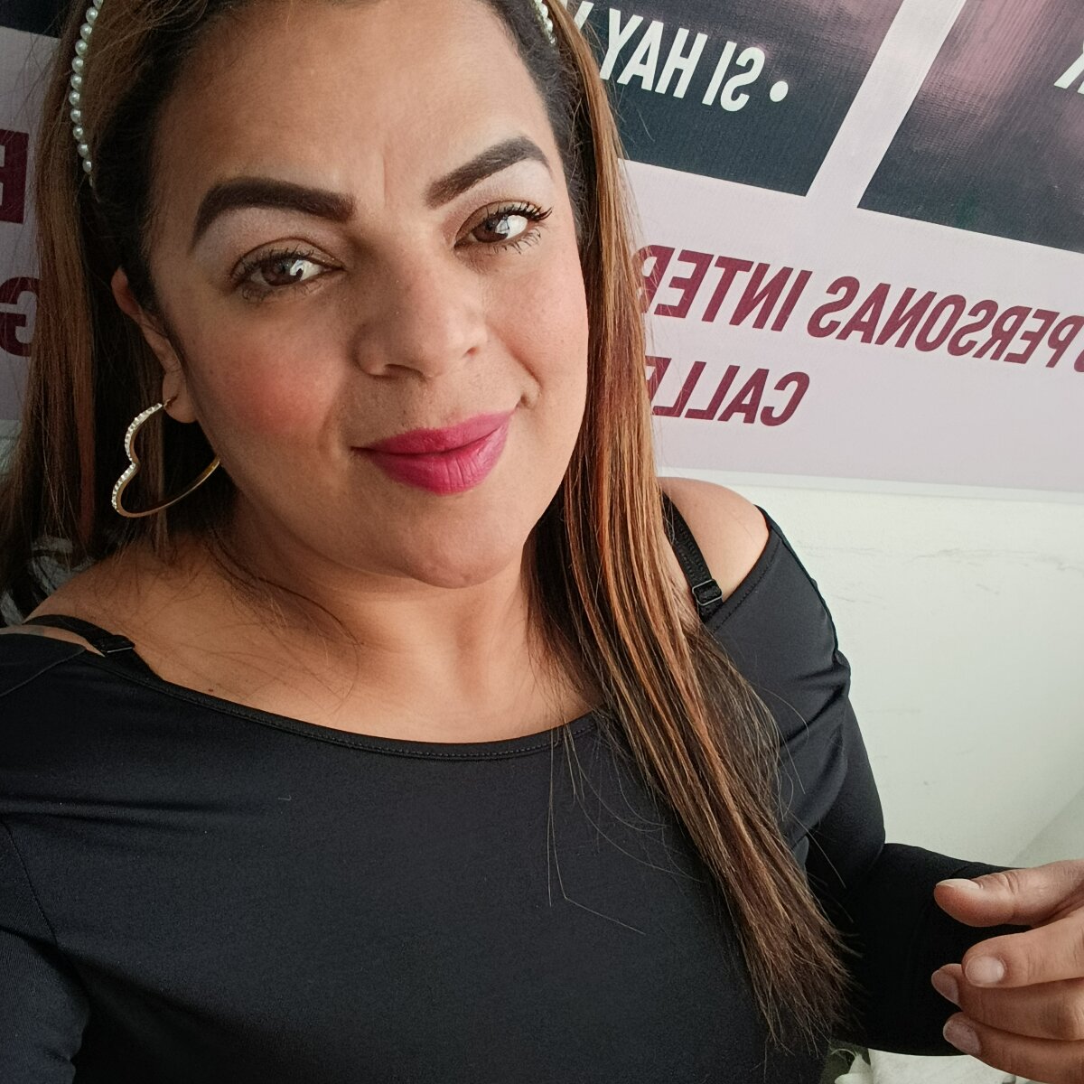 Foto  2068 de Mia-Glow – em alta