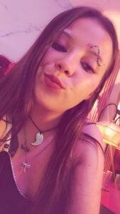 Danna-Rouse with red hehe Gambar 2