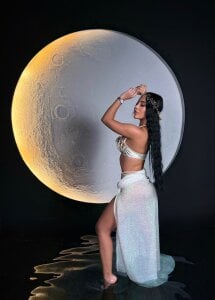 MileyCruz_ 🌕🌙 Pic 2
