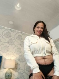 You like me in black and white de Rachellparker_  2 photos