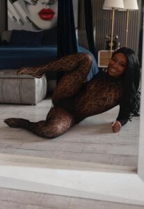 VictoriaaJackson Power in Every Curve🔥 圖片 2