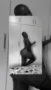 EBONYSEXYDOLL Public Pic