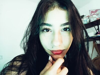 little_peach_69 I am ☺️❤️🇨🇴 Hình 5