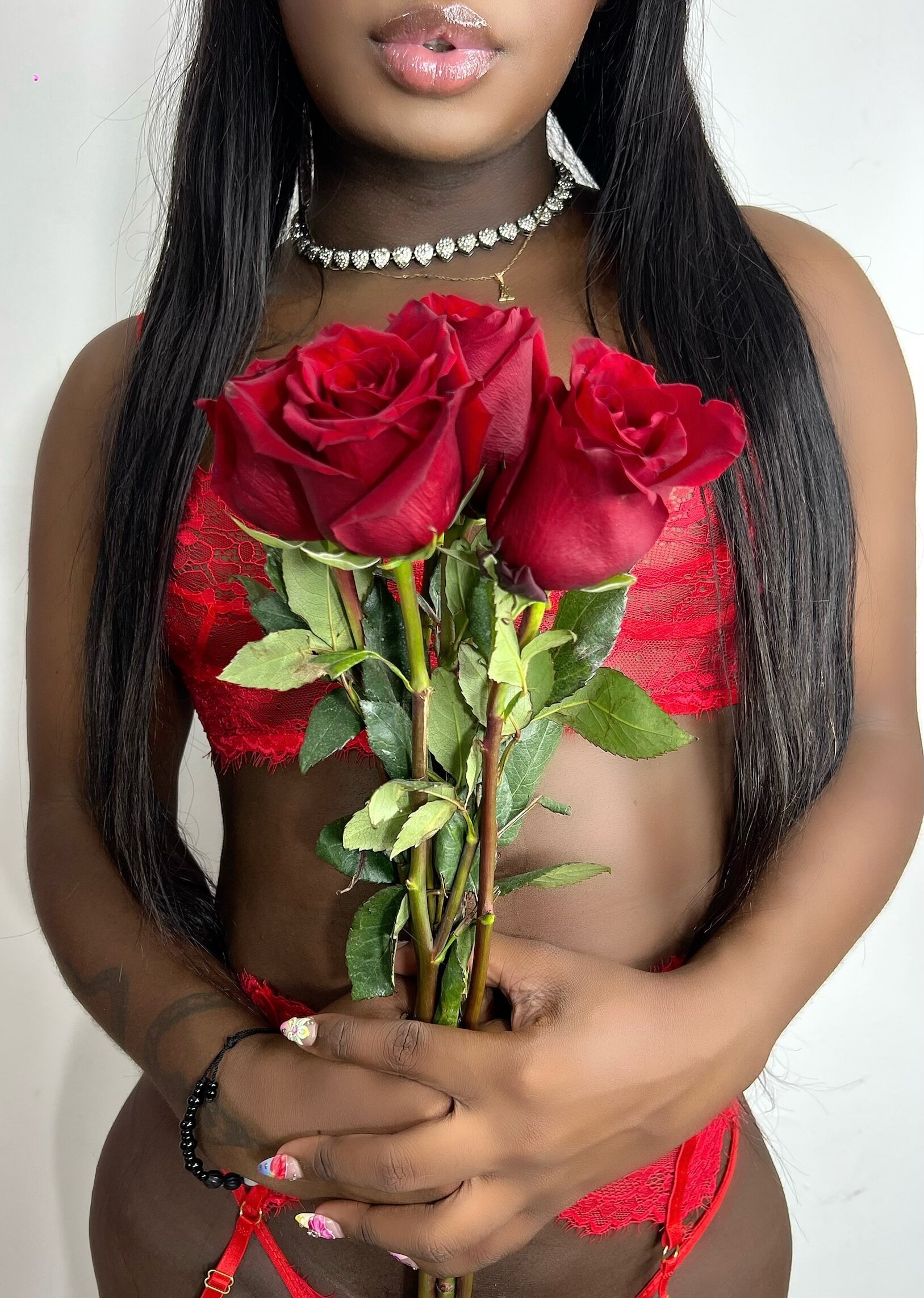 Arii_xxx Happy San Valentine ❤️🌹 Hình 3