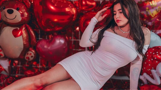 Liana_Bernocchi HAPPY VALENTINE'S DAY!! ❤️💘 Gambar 2