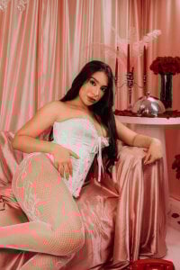 lyrabellini I wish you a romantic Valentine's Day by my side 💖 圖片 4