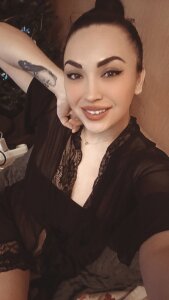 Catalina1993 18+ Pic 5