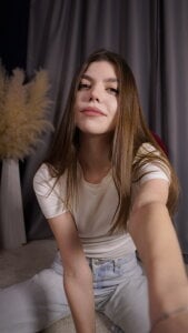 NeidaGowing Delicate Desire slika