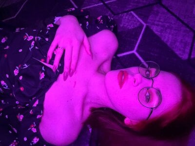 AlissaKiss1 ... Pic 3