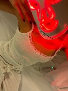 MarieHernandez Look Again Pic 2