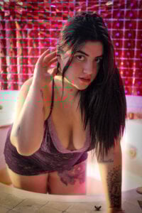 Esmeralda_blue