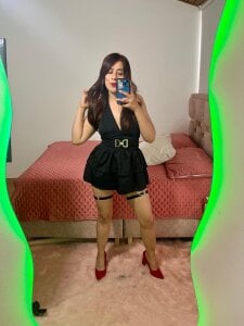 alaya_noir_ Public 사진 2