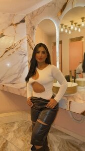 _tina_lee_ Public . fénykép