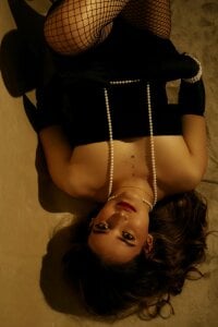 Assh_lee_ Lady of love Pic 2