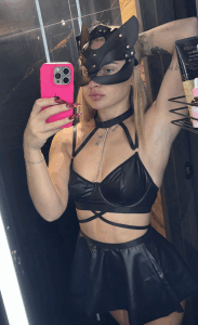 AmmyLuu Public รูป 