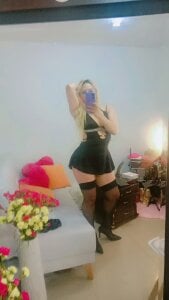 IvanaBliss “My desire begins at your neck and ends wherever you want.” Pic