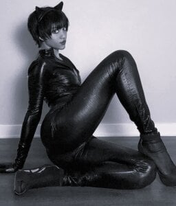 saralovens Black and white aesthetic Pic 3