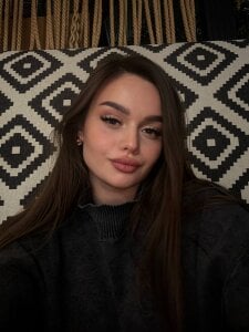 Violet_Johnsonn Public Pic 5