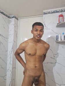 BADBOY_676 Public Pic 2