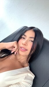 Lia_Velez_ Only me 🙈 Kuva