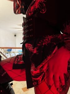 Agnes_jones_ Temple of Silk and Shadows Pic 2