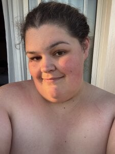 Curvy_Geordie_LouiseX Holiday Snaps Pic 6