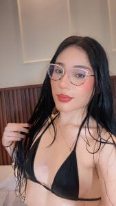 MARIE_TAPNER: Public ( 5 фото)