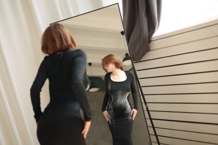 MollyWettmond LOVELY ME Photo 6
