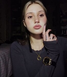 OttilieHeckIer Public Pic