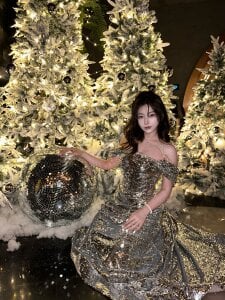 miemieyu-2003 Public Pic 2