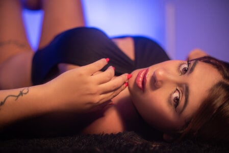 SalomeeHott_: Casual & Glamorous ( 3 фото)