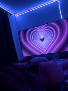 HilaryT Public Bilde