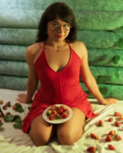 PrincessOlivee 🍓🍓Strawberries Pic 2