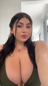 VENUSMUSA_ kullanıcısının 🥵☀️❤️ albümü -  2 fotoğraf