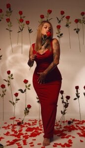 dakota_stream: san valentin 💝❤️ ( 3 фото)