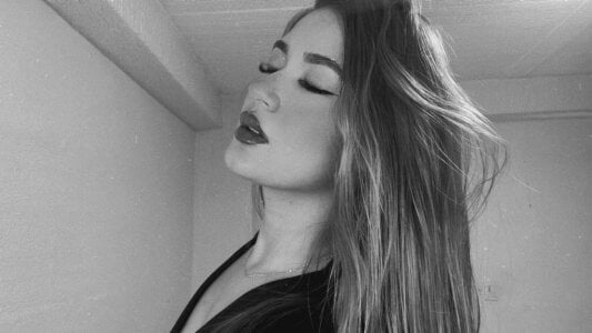 Nathalie_29 🖤🖤🖤 Pic