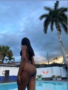 Public de Mia_Devereaux167  4 photos