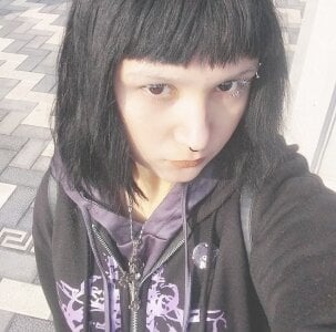 EllaPeony Public Foto 8