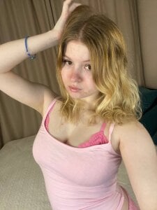 ShontaWasilko pick me girl Pic 8