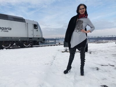 chillimonia Stiefel im Schnee Foto 3