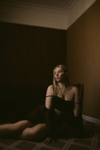OliviaShepard Photoshoot Pic 7
