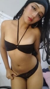 EmilyxAxel Public Pic 5