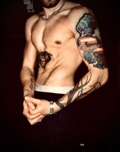 Huntall77 Public Pic 2