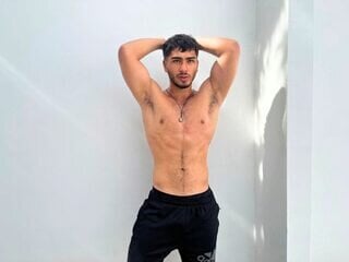 Franco_banderas Public Pic 8