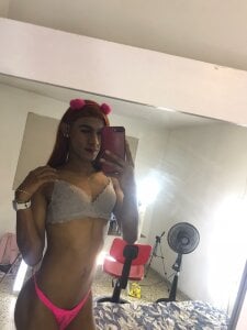 Ciara-Smith in transmision ♥ Pic 7