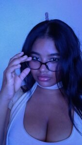 ova_irenne me and glasses 🤓❤️ Pic 2