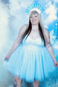 CurvyAngelina_Official Darf ich deine Prinzessin sein? :) Photo 9