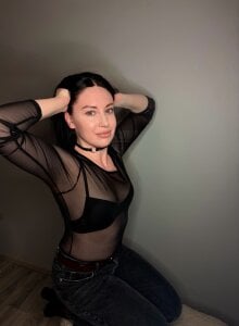 Public de MiaFair  2 Imagens