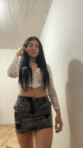 Sara_Bloom Public Pic 2